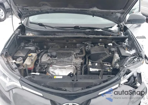 2016 Toyota Rav4 Le z USA, uszkodzony, nr VIN 2T3BFREV2GW536891